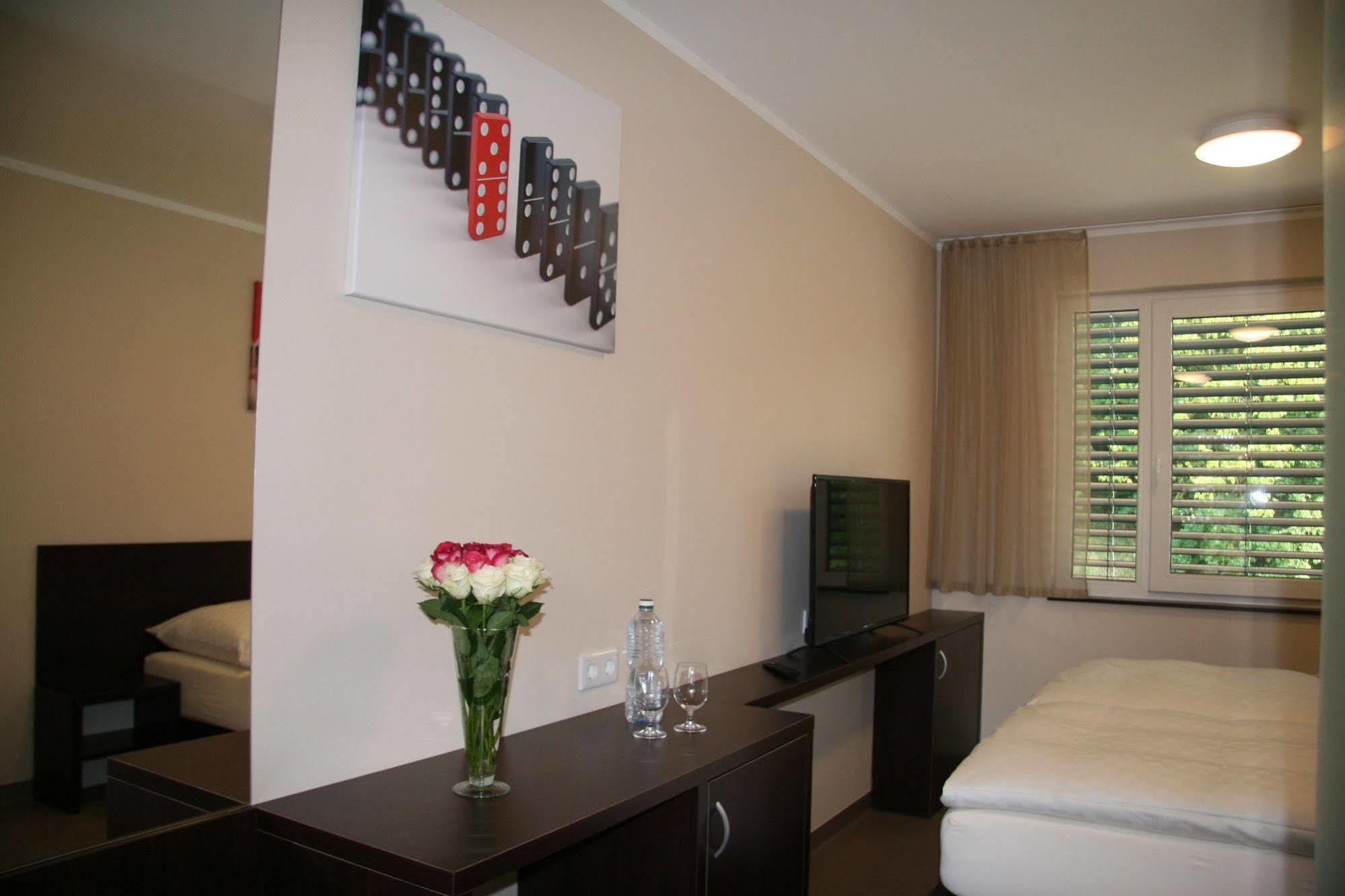 24Seven Hotel Nuernberg Bagian luar foto